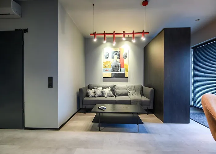 Jacuzzi Cinema Wabi Sabi 3 アパート