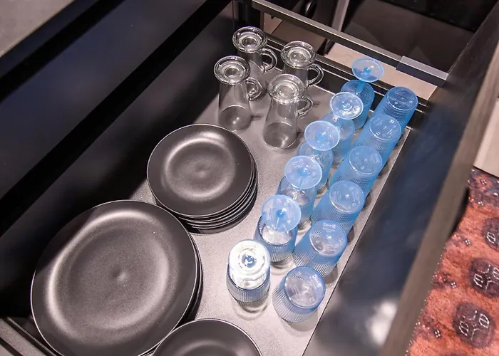 Jacuzzi Cinema Wabi Sabi 3